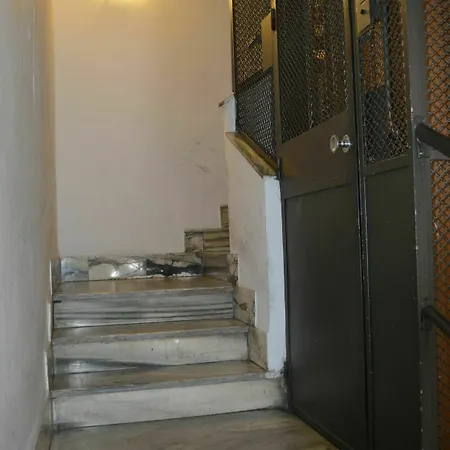 Ponte Vecchio Charming Apartment Florence